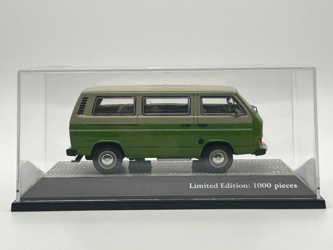 Volkswagen T3 Bus 1/43 Premium ClassiXXs