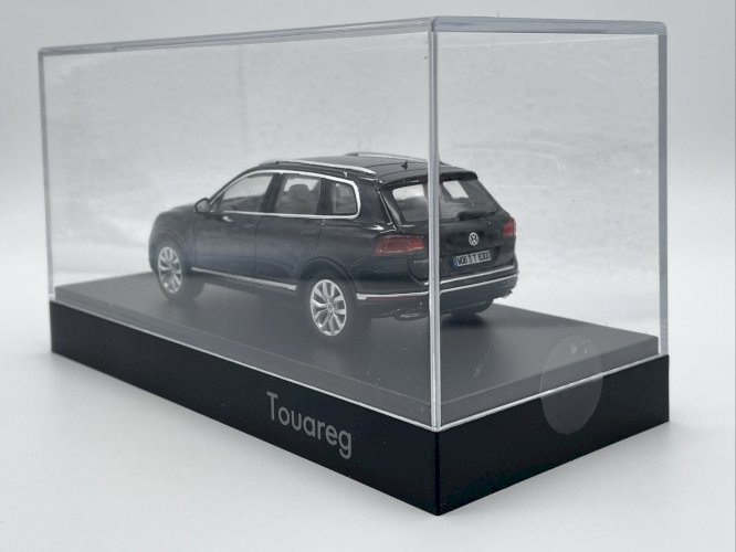 Volkswagen Touareg  1/43 Herpa