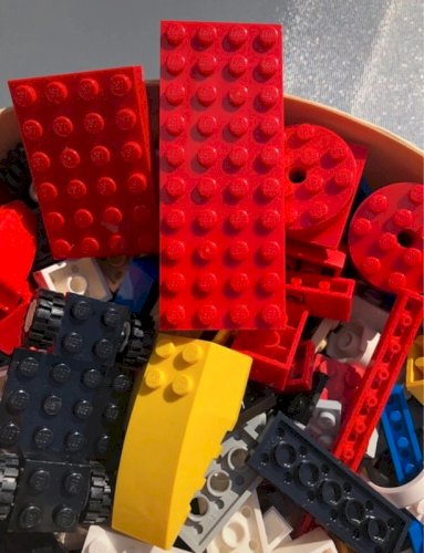 Vrac de pièces de Lego et plaques