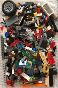 Bulk of official Lego pieces