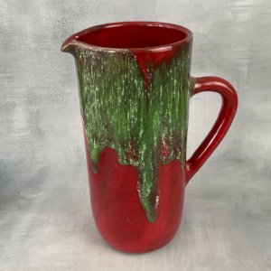 VULCAIN  Pichet broc cruche verseuse céramique rouge et vert vintage Haut.~26cm