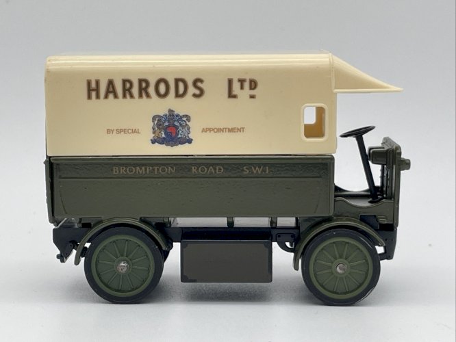 Y29 Walker Electric Van Harrods 1/43 Matchbox