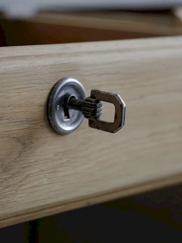 Yvan, le bureau en bois N°459