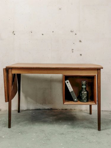 Yvan, le bureau scandinave en bois N°161