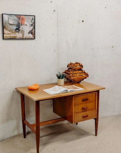 Yvan, le bureau scandinave N°440