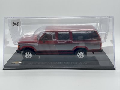  Chevrolet Veraneio Custom (1993) 1/43