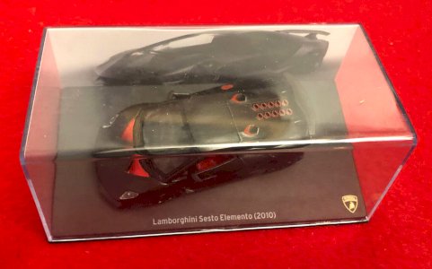  Lamborghini Sesto Elemento (2010) 1/43 Leo Models