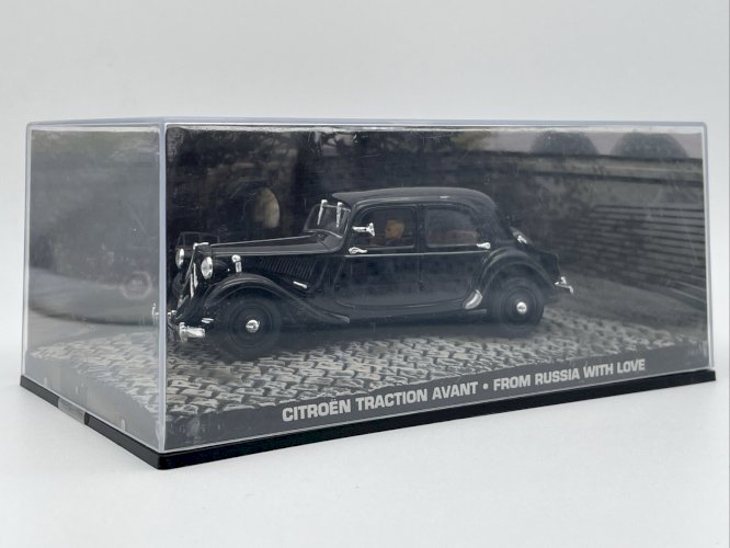  Citroën Traction Avant Bons baisers de Russie James Bond 1/43